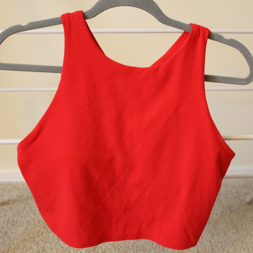 Athleta Concious Crop Top